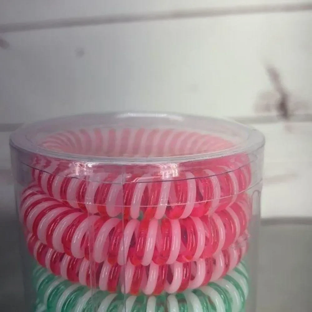 Love In The‎ Air 12 Count Cord Style Bracelets